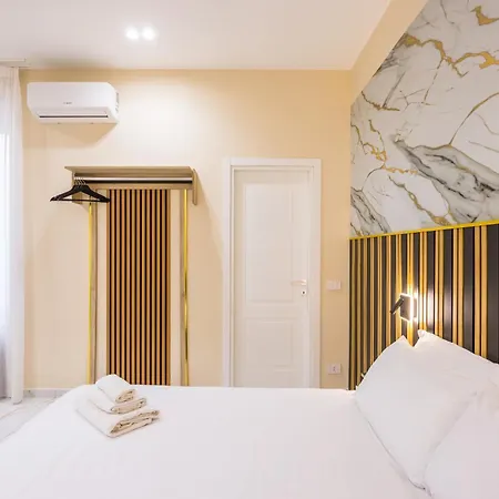 Hotel Partenope Neapel